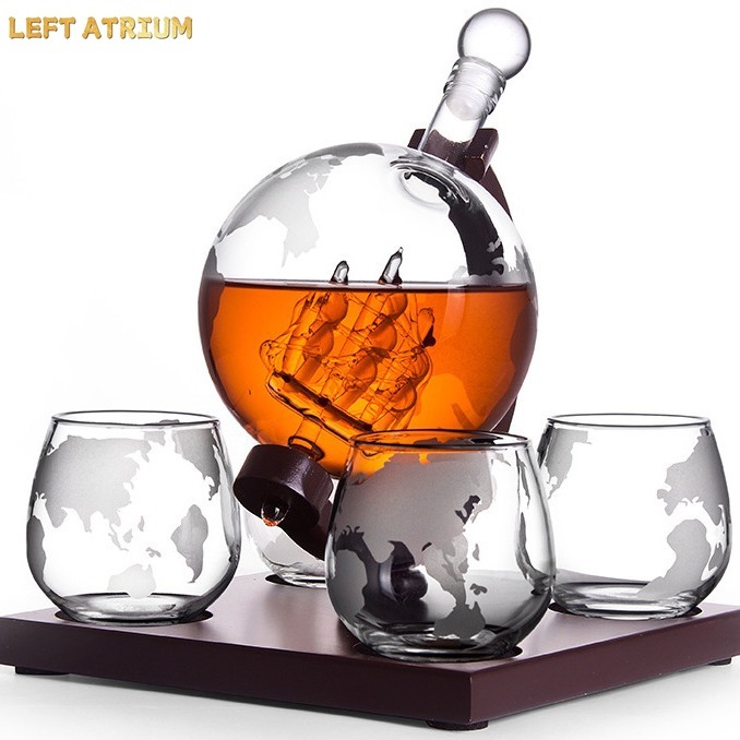 Szklana karafka w kształcie ku – Decanter Globe Set recenzja i cena